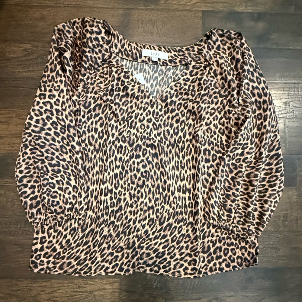Ladies loft brand leopard print silk blouse